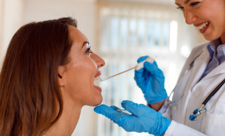 Todo lo que un test de saliva puede hacer por tu caries